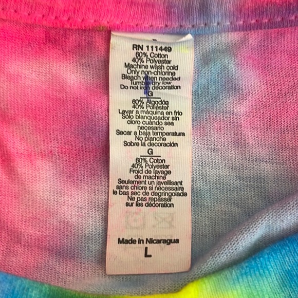 NWOT Gildan Women's Tie-Dye Rainbow Dog Paw "Be Kind" T-shirt Tee L - Picture 4 of 4